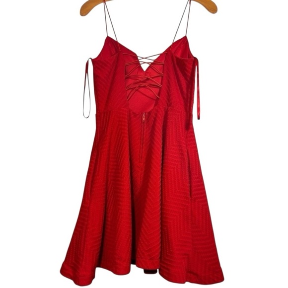 Size 9 Red City Studio Dress - Picture 1 of 7